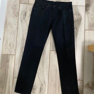 Levi 34x34 Black